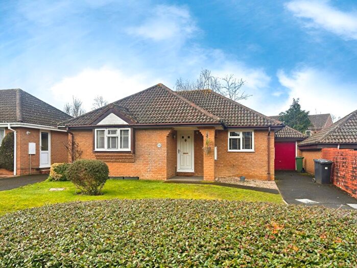 2 Bedroom Bungalow To Rent In Highmoors, Chineham, RG24