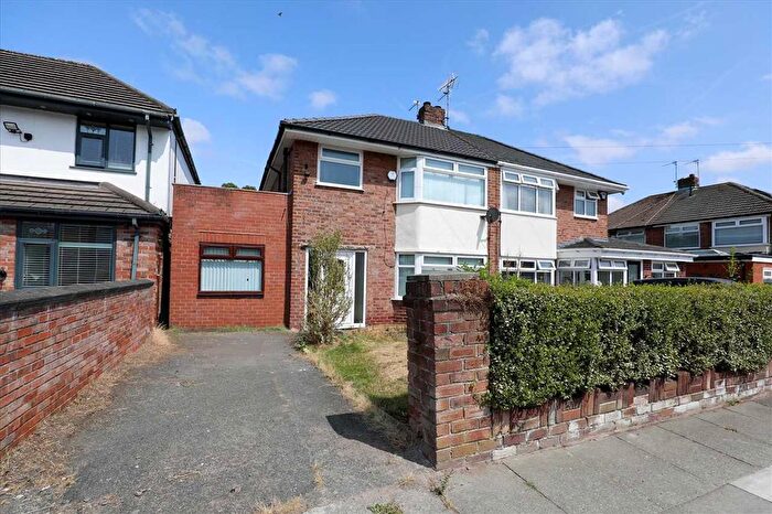 3 Bedroom Semi-Detached House For Sale In Beechurst Close, Liverpool, L25