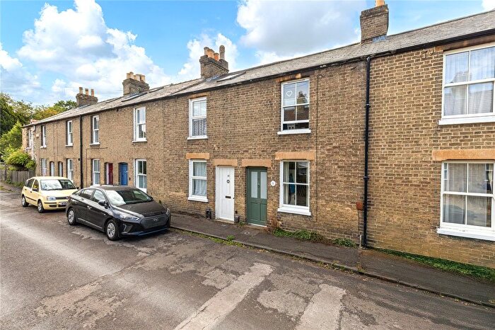 2 Bedroom Terraced House For Sale In Selwyn Road, Cambridge, CB3