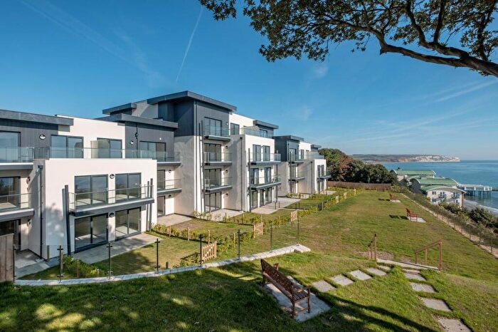 2 Bedroom Apartment For Sale In Sandown, Isle Of Wight, PO36