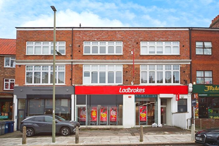 1 Bedroom Flat For Sale In Colney Hatch Lane, London, N10