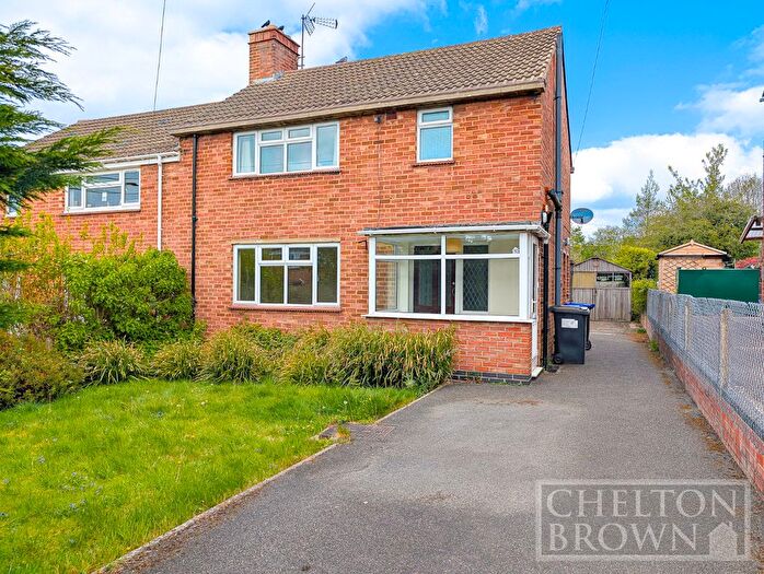 3 Bedroom Semi-Detached House For Sale In King Style Close, Crick, Northamptonshire, NN6