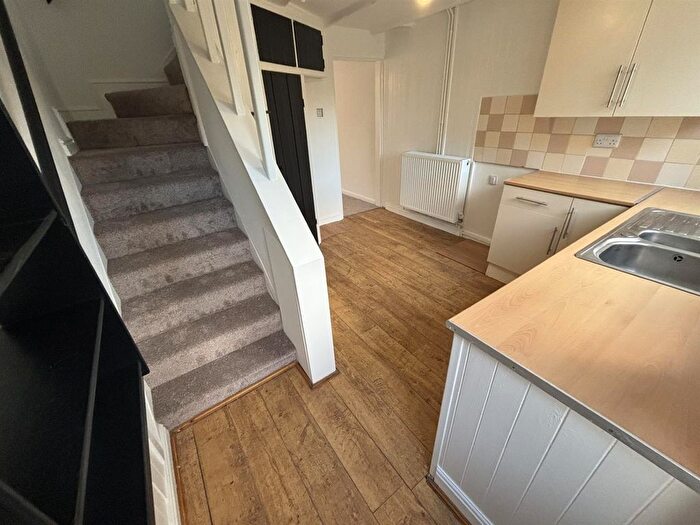 2 Bedroom Cottage To Rent In Lamberts Row, Covenham St. Mary, Louth, LN11