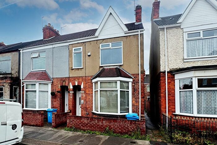 3 Bedroom End Of Terrace House For Sale In East Park Avenue, Hull, HU8