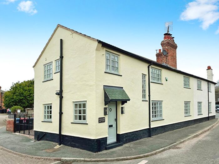 3 Bedroom Semi-Detached House For Sale In Little Heath Road, Christleton, Chester, Cheshire, CH3