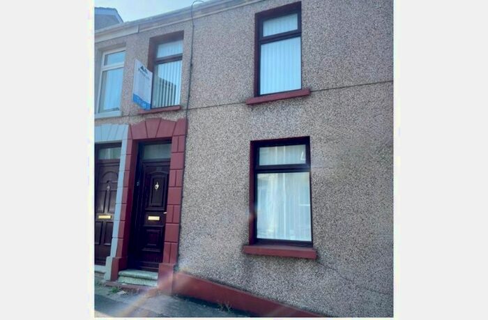 3 Bedroom Terraced House To Rent In Marble Hall Road, Llanelli, SA15