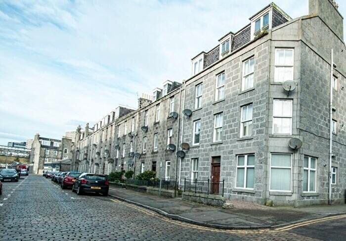 3 Bedroom Flat To Rent In Summerfield Terrace, Aberdeen, AB24