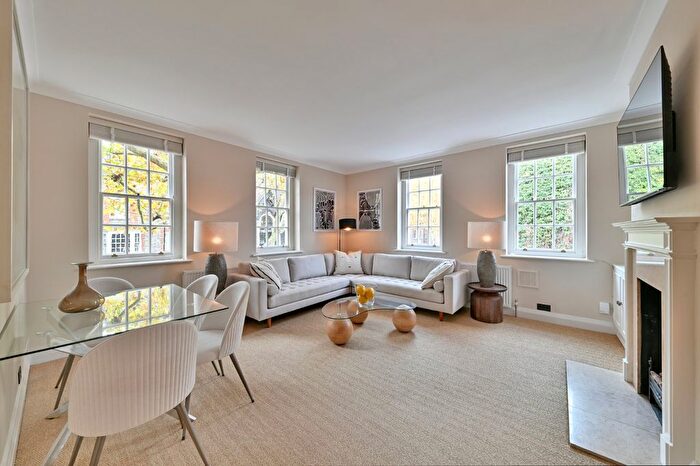 2 Bedroom Flat For Sale In Mallord Street, Chelsea, London, SW3