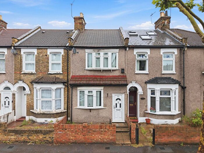 2 Bedroom Terraced House To Rent In New City Road, London, E13