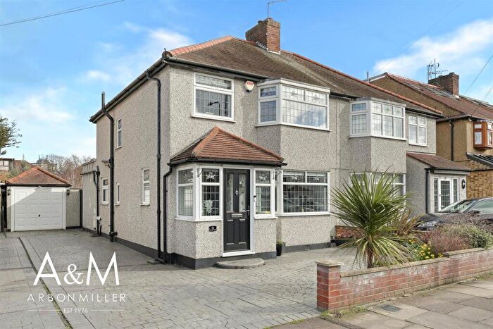 3 Bedroom Semi Detached House For Sale In Naseby Road, Clayhall, IG5