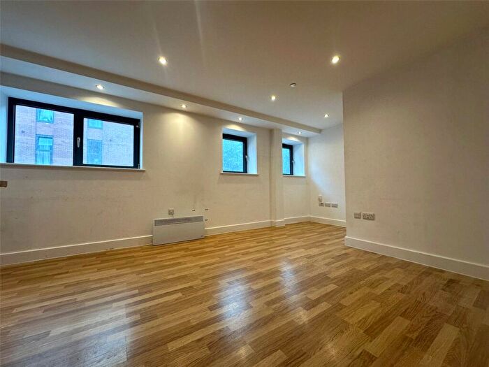 2 Bedroom Apartment To Rent In Mabgate House, Mabgate, Leeds, West Yorkshire, LS9