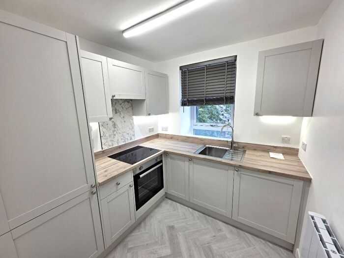 2 Bedroom Flat To Rent In St Andrew Street, City Centre, Aberdeen, AB25
