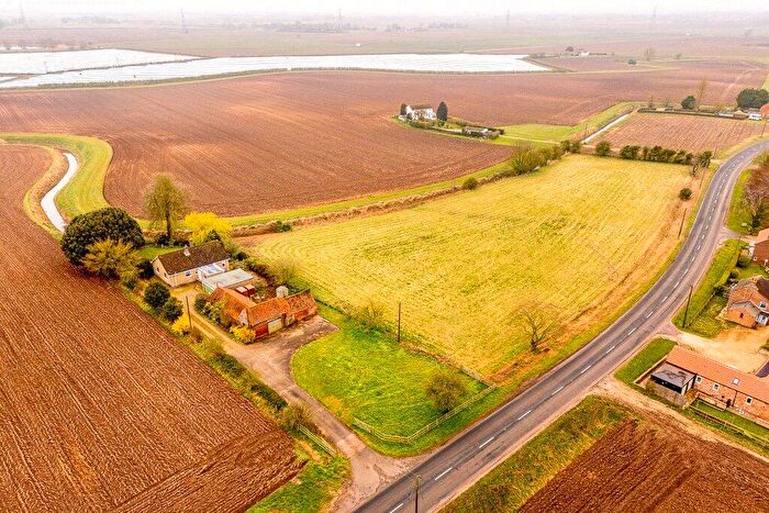 Bungalow For Sale In Mill Lane, Bicker, Boston, Lincolnshire, PE20