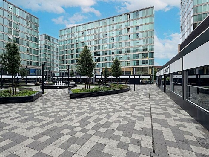 1 Bedroom Flat For Sale In Witan Gate, Milton Keynes, MK9