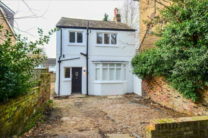 2 Bedroom House To Rent In Lee Road, London, SE3