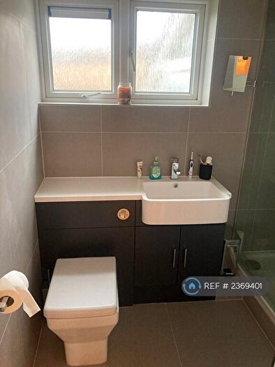 1 Bedroom Flat To Rent In Forest Road, London, E17