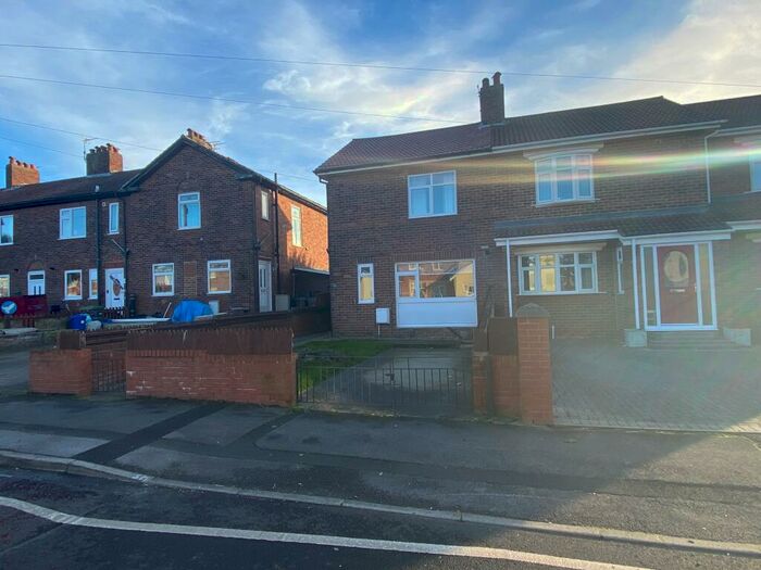 3 Bedroom House To Rent In The Ridgeway, South Shields, NE34
