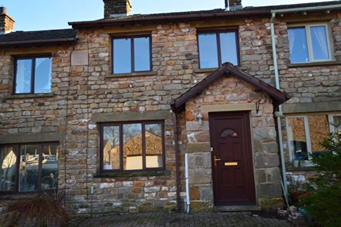 3 Bedroom Terraced House To Rent In Lane Head, Wray, LA2