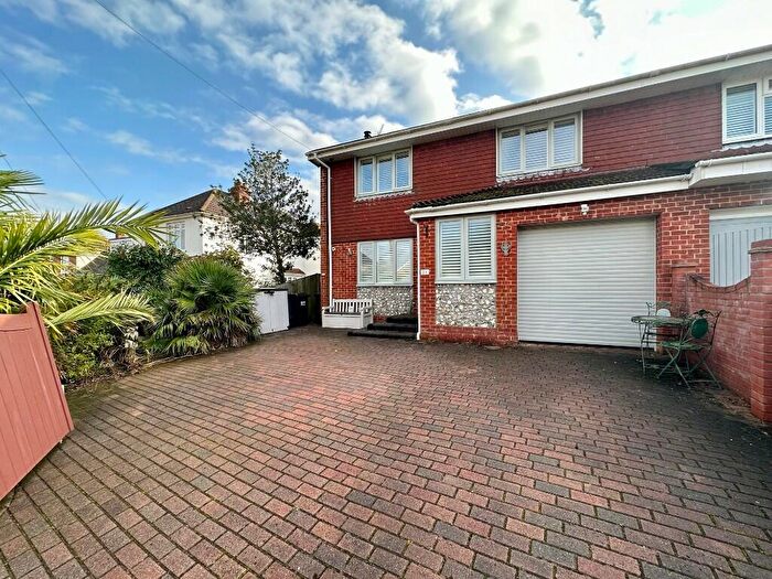 4 Bedroom Semi-Detached House To Rent In The Crescent, Waterlooville, Hampshire, PO7
