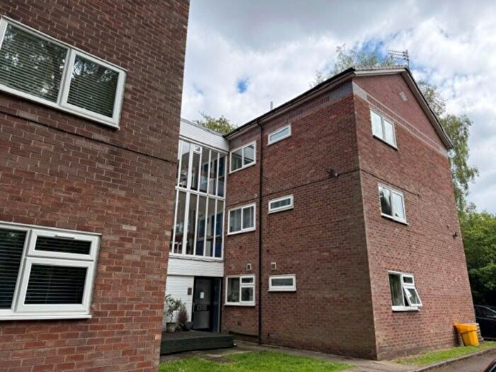 2 Bedroom Apartment For Sale In F Lawngreen Avenue, M21