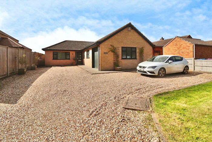 4 Bedroom Detached Bungalow For Sale In Stocks Lane, Faldingworth, LN8