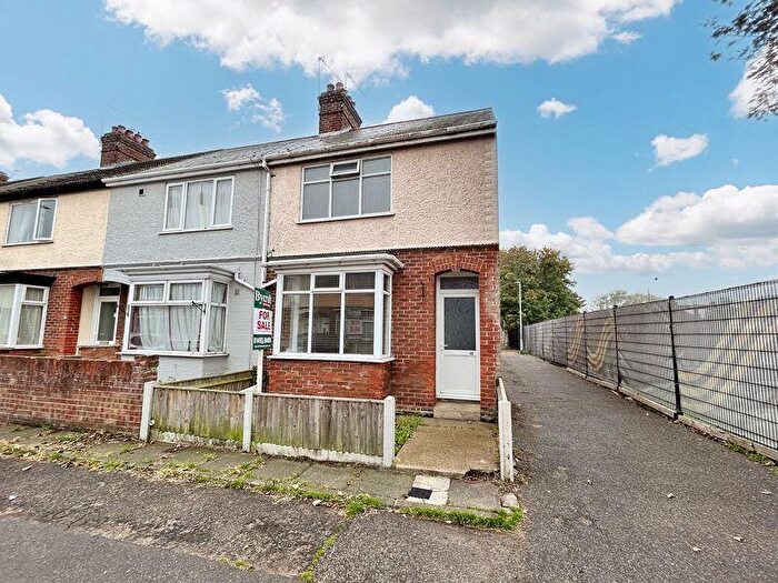 3 Bedroom End Of Terrace House For Sale In Century Road, Cobholm, NR31
