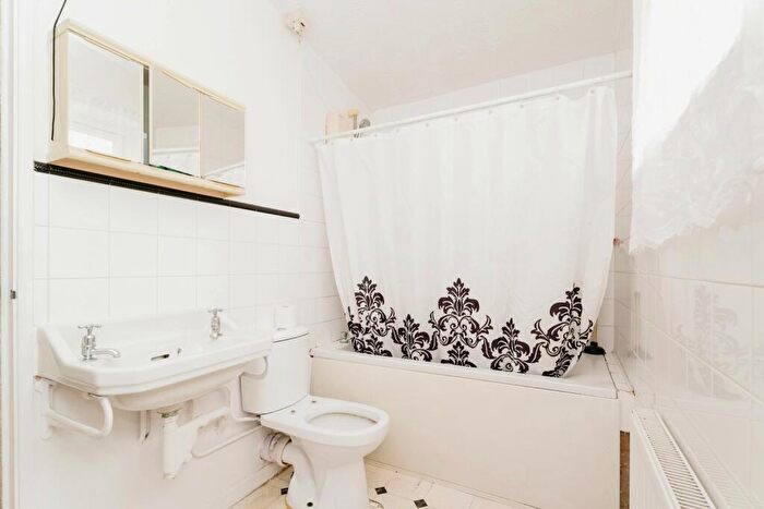 1 Bedroom Flat For Sale In Munnings Road, Norwich, Norfolk, NR7