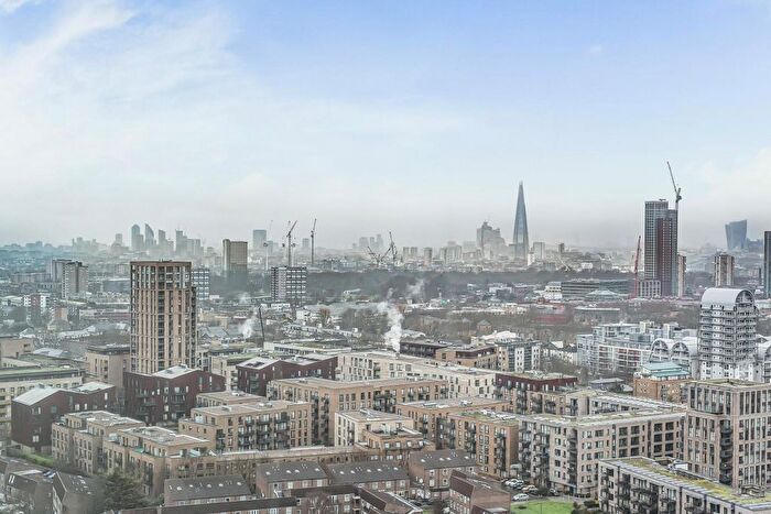 2 Bedroom Flat For Sale In George Beard Road, Deptford, London, SE8