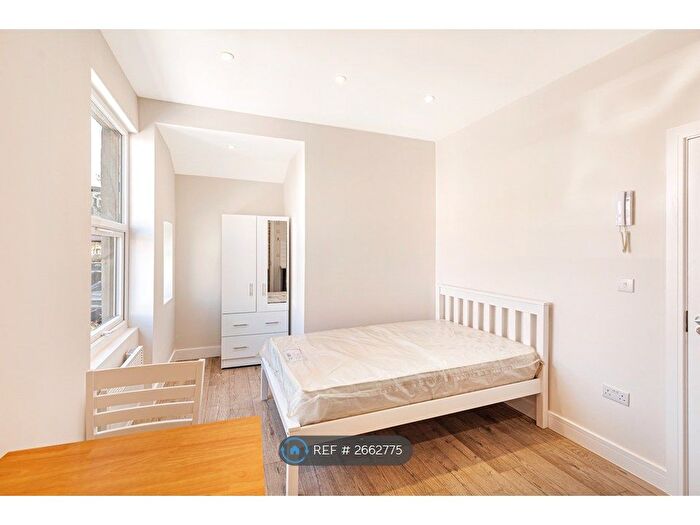 Studio To Rent In St. Erkenwald Road, Barking, IG11
