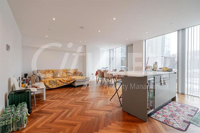 2 Bedroom Flat To Rent In Owen Street, Manchester, M15