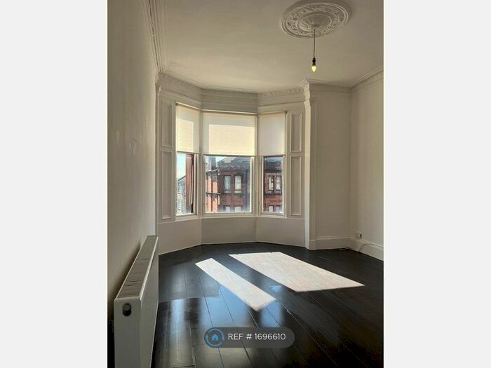 2 Bedroom Flat To Rent In Causeyside Street, Paisley, PA1