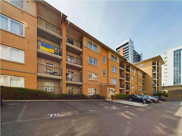 Studio To Rent In Newport Avenue, London, E14