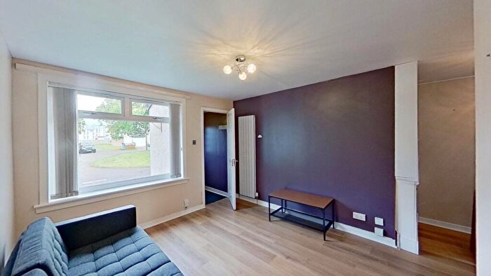 1 Bedroom Flat To Rent In Gyle Park Gardens, Edinburgh, EH12