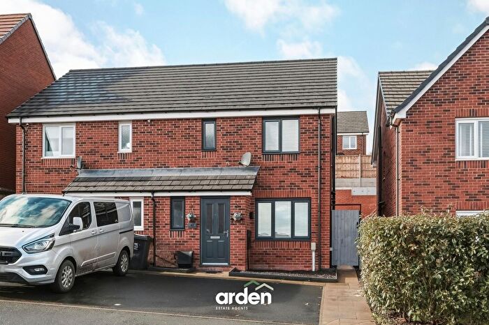 3 Bedroom Semi Detached House For Sale In Nutford Street, Redditch, B97