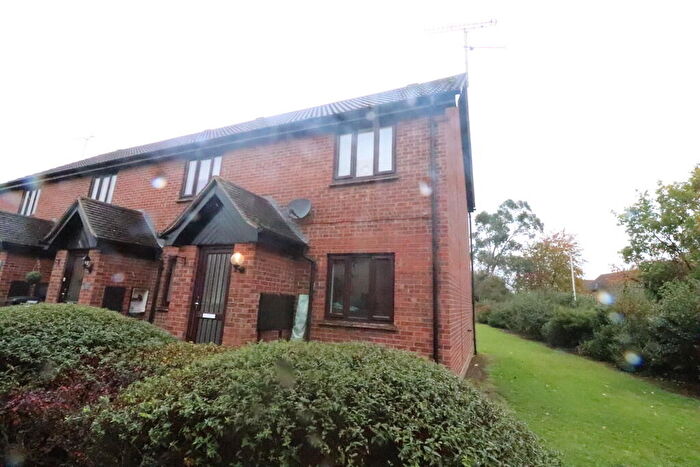 2 Bedroom Ground Maisonette To Rent In Goddard Way, Chelmsford, CM2