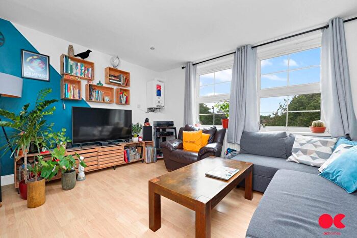1 Bedroom Flat To Rent In High Road Leyton, Leyton, E10