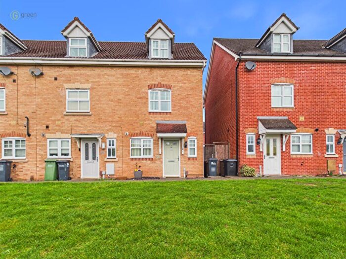 3 Bedroom End Of Terrace House For Sale In Hawksworth Crescent, Chelmsley Wood, Solihull, B37