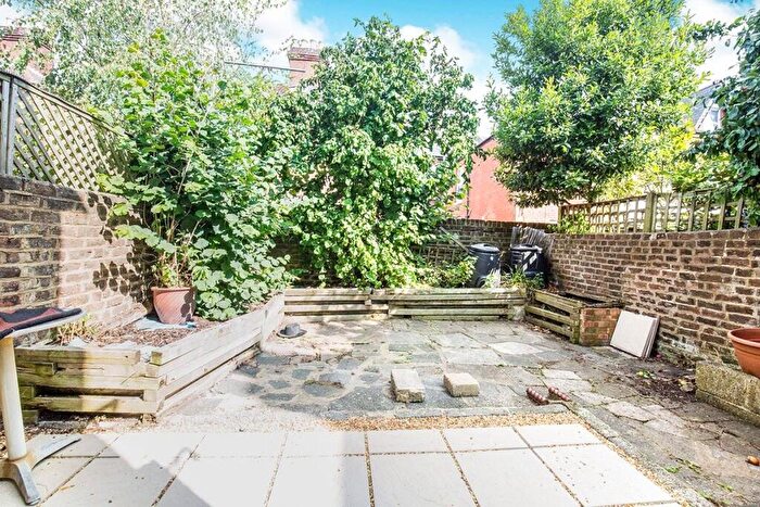 6 Bedroom House To Rent In St. Davids Road, Southsea, Hampshire, PO5