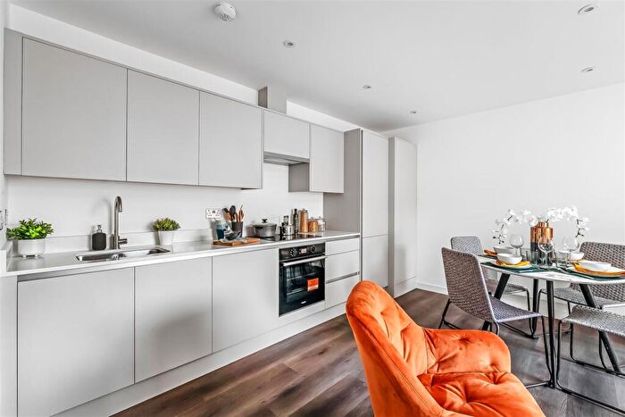 Studio To Rent In Vincent Walk, Dorking, RH4
