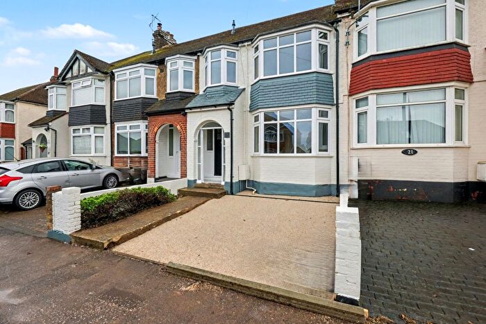 3 Bedroom Terraced House For Sale In Blaker Avenue, Rochester, ME1