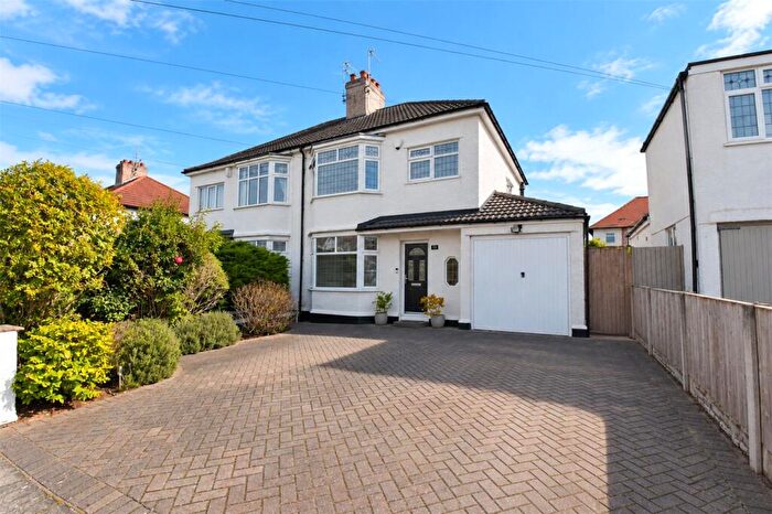 3 Bedroom Semi-Detached House For Sale In Loretto Drive, Upton, Wirral, CH49
