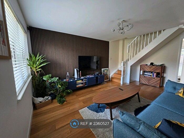 2 Bedroom Terraced House To Rent In Gogarloch Syke, Edinburgh, EH12