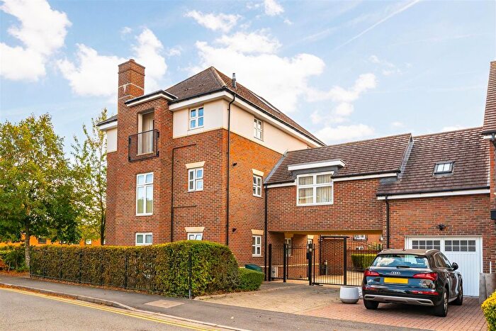 2 Bedroom Flat For Sale In Domine Court, Heacham Avenue, Ickenham, UB10