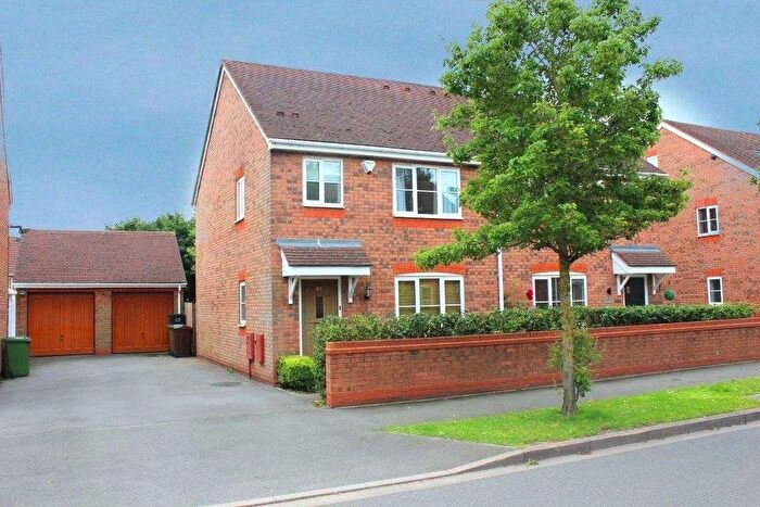 3 Bedroom Semi Detached House To Rent In Rumbush Lane, Shirley, Solihull, West Midlands, B90
