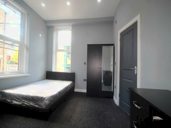 Studio To Rent In Great Horton Road, , Bradford, BD7