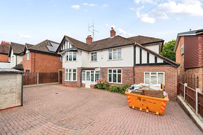 4 Bedroom Detached House To Rent In Maidenhead, Berkshire, SL6