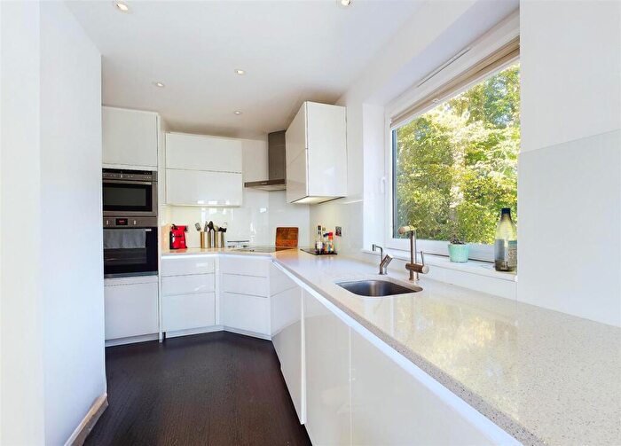 1 Bedroom Apartment To Rent In Bingham Court, Graham Road, Sheffield, S10