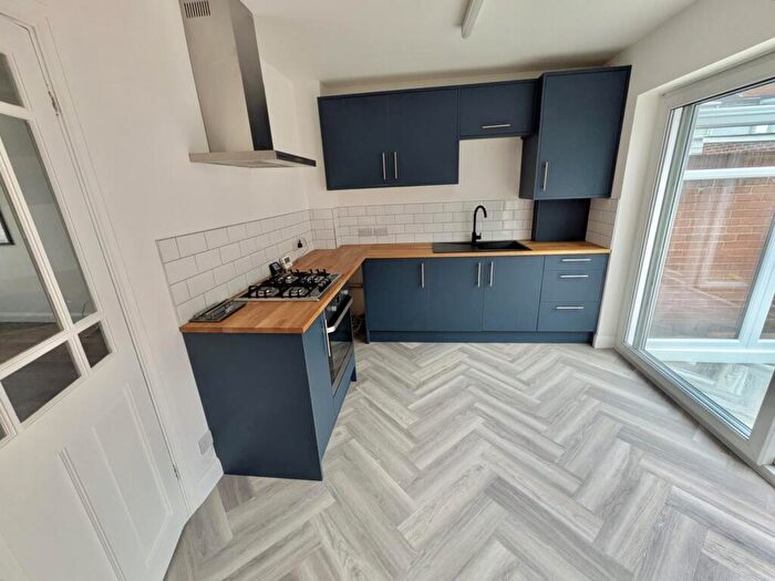 2 Bedroom Terraced House To Rent In Stamshaw Road, Portsmouth, PO2