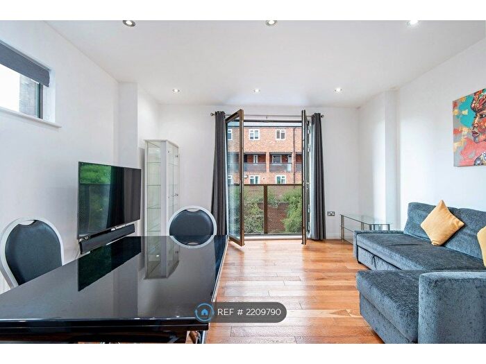 1 Bedroom Flat To Rent In Crondall Street, London, N1