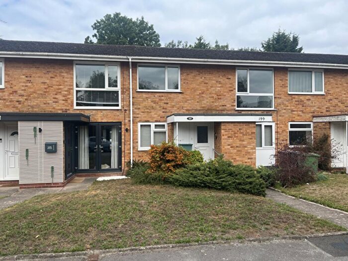 2 Bedroom Maisonette For Sale In Nethercote Gardens, Shirley, Solihull, West Midlands, B90